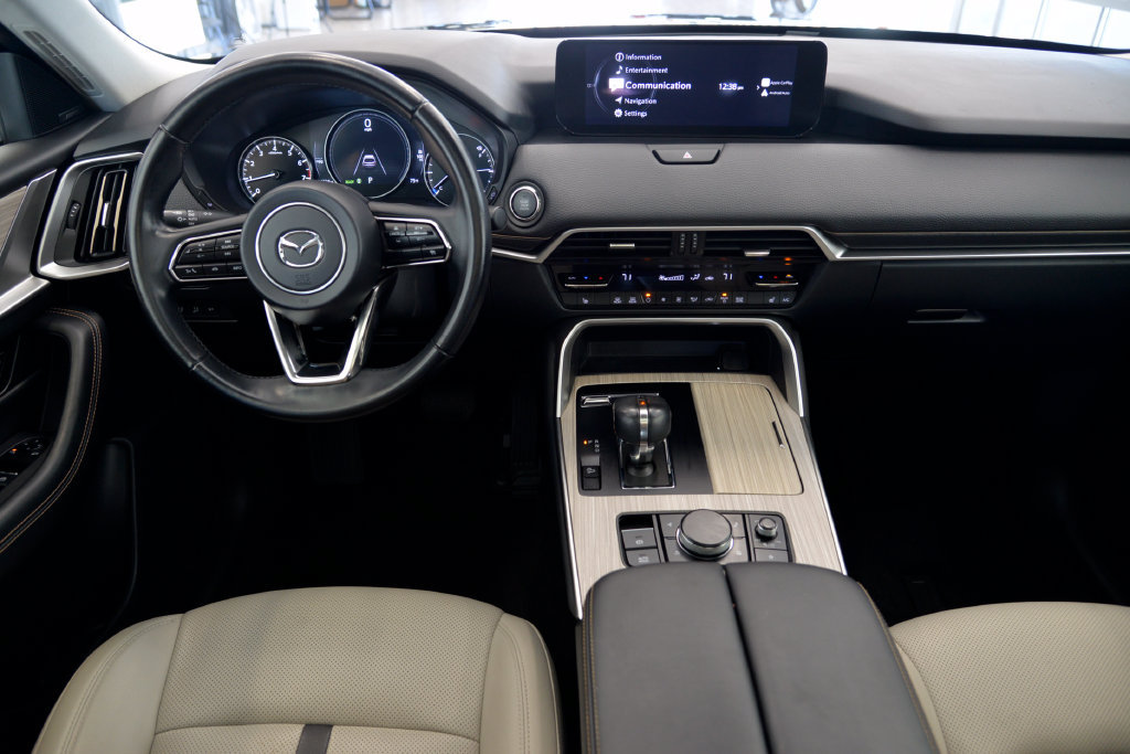 Certified 2024 MAZDA CX-90 3.3 Turbo w/ Premium Package AWD/4WD image 17