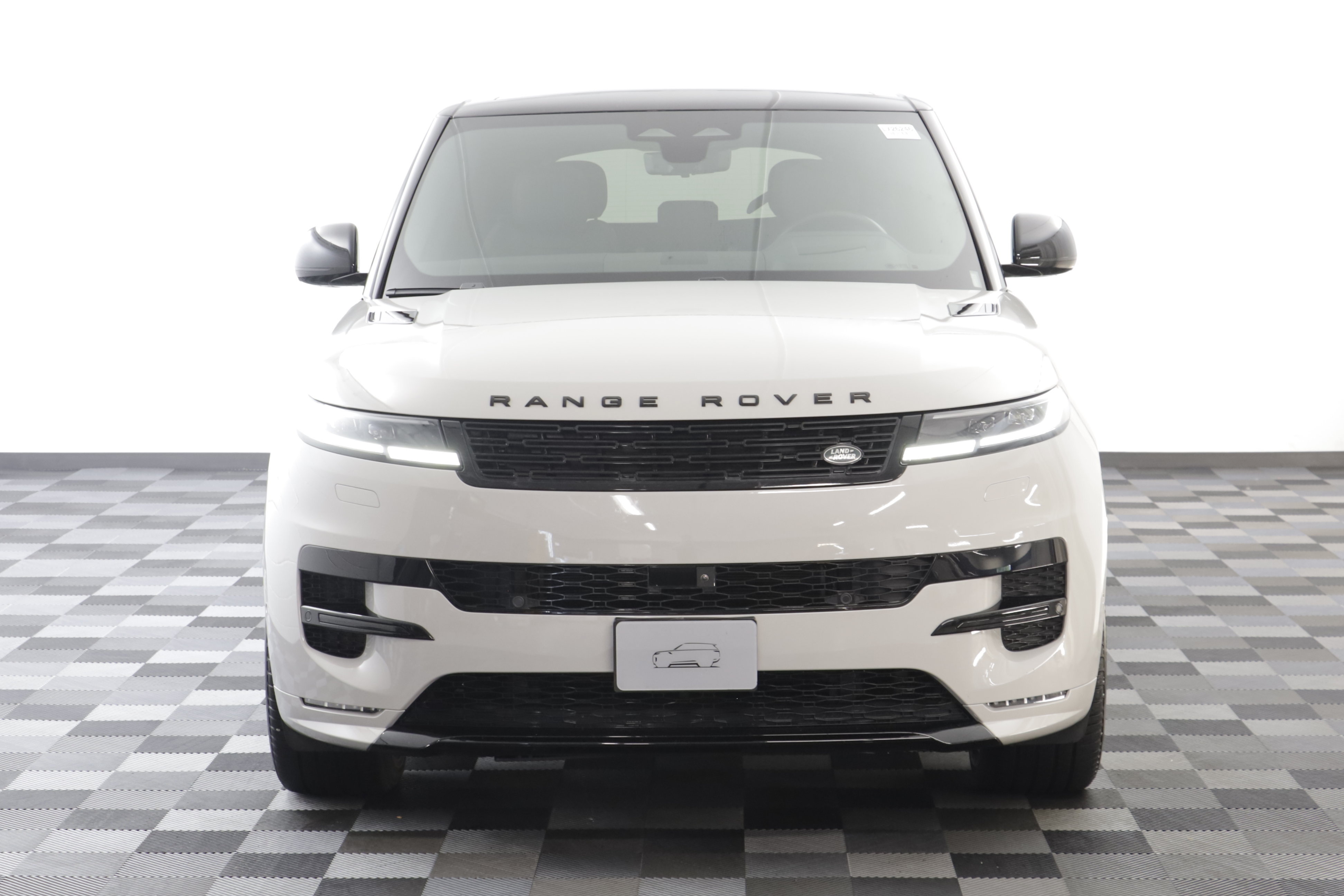 Certified 2026 Land Rover Range Rover Sport Dynamic SE AWD/4WD image 23