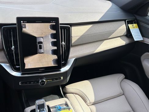 New 2026 Volvo XC90 B6 Ultra image 10