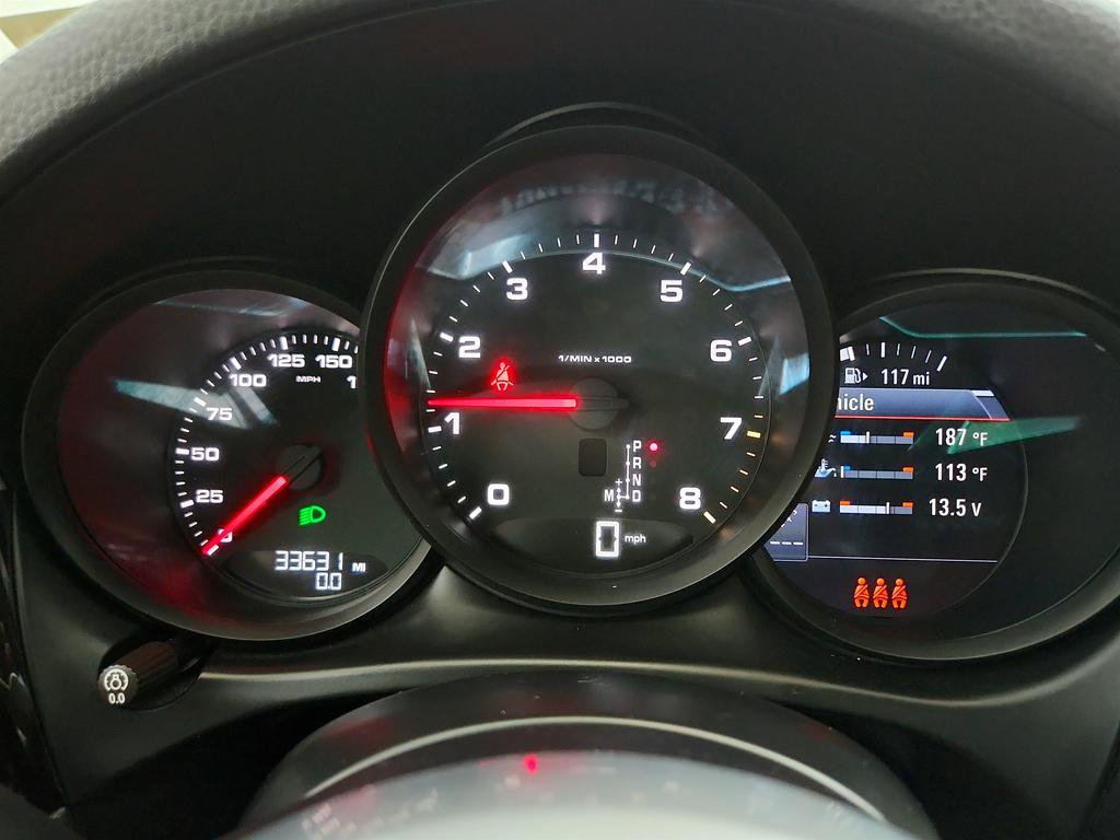 Used 2020 Porsche Macan AWD/4WD image 16