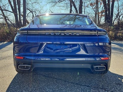 New 2026 Porsche Panamera 4 image 6