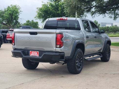 Used 2024 Chevrolet Colorado Trail Boss w/ Technology Package image 3
