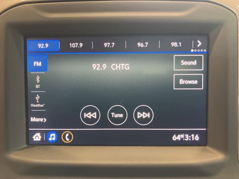 Used 2021 Chevrolet Silverado 1500 W/T image 17