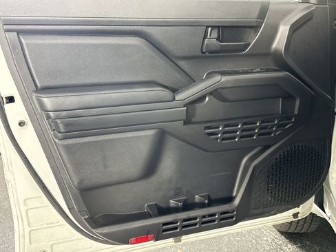 Used 2025 Toyota Tacoma SR image 30