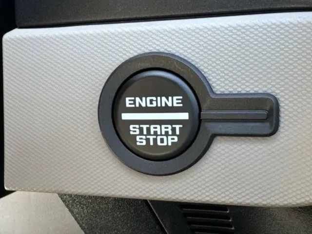 Used 2023 Ford Bronco Wildtrak AWD/4WD image 39