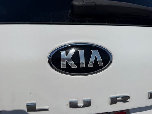 Used 2020 Kia Telluride S AWD/4WD image 28