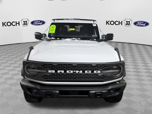 Used 2022 Ford Bronco Badlands w/ Sasquatch Package image 2