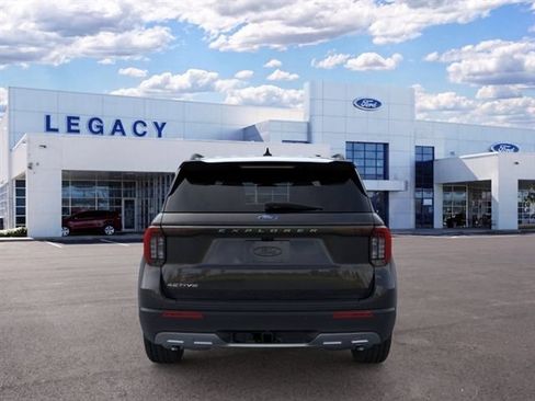 New 2026 Ford Explorer Active w/ Active Comfort Package RWD image 5