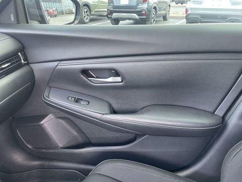 Used 2024 Nissan Sentra SV FWD image 20