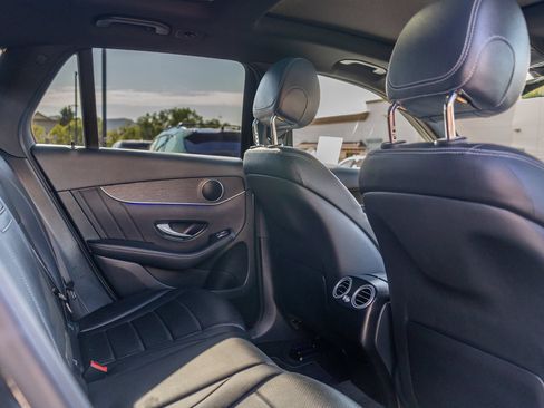 Used 2022 Mercedes-Benz GLC 300 image 21
