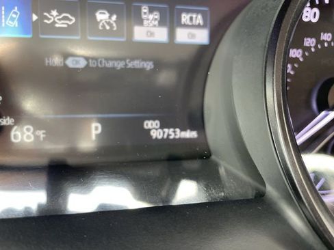 Used 2021 Toyota Camry XSE FWD image 12