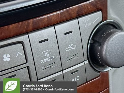 Used 2013 Toyota Highlander Limited AWD/4WD image 20