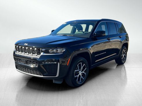 New 2026 Jeep Grand Cherokee Limited AWD/4WD image 2