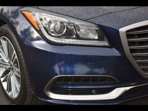 Used 2019 Genesis G80 3.8 RWD image 40