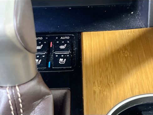 Used 2017 Lexus RX 450h w/ Cold Weather Package image 20