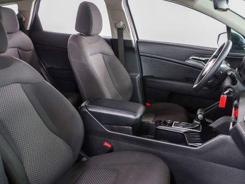 Used 2023 Kia Sportage LX FWD image 26