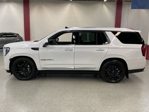 Used 2023 GMC Yukon Denali w/ Denali Reserve Package AWD/4WD image 8