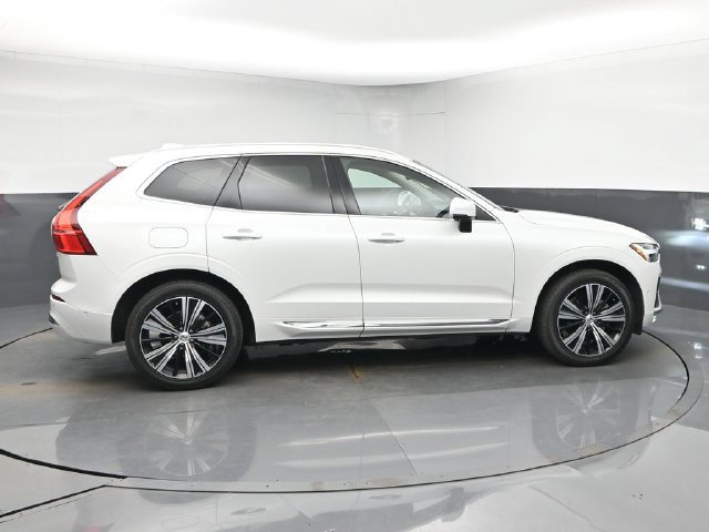 Used 2023 Volvo XC60 B5 Plus w/ Protection Package Premier FWD image 9
