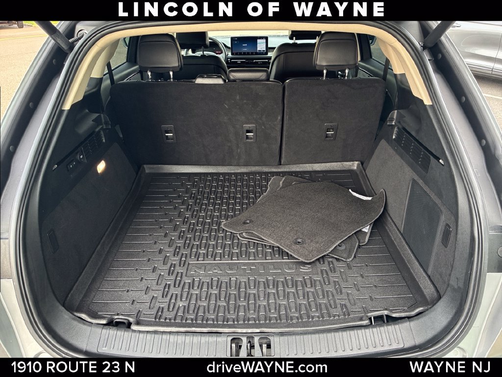 Certified 2023 Lincoln Nautilus AWD w/ Premium Package image 7