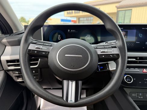 Used 2025 Hyundai Sonata SEL FWD image 20