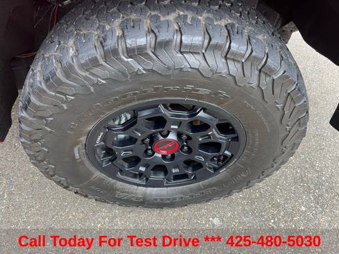 Used 2022 Toyota Tundra TRD Pro AWD/4WD image 16