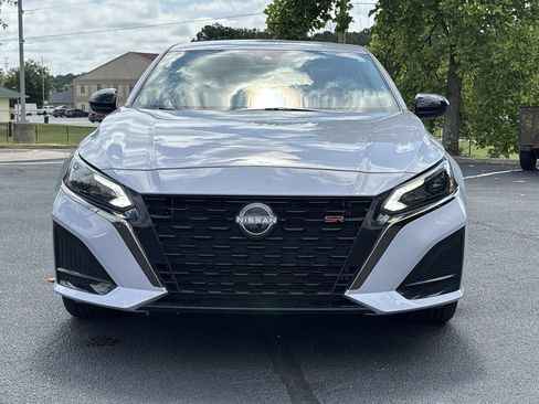 Used 2025 Nissan Altima 2.5 SR AWD/4WD image 24