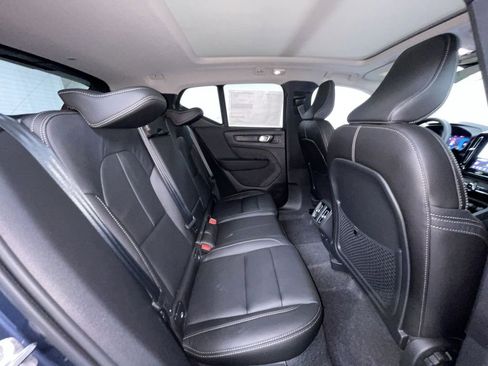 New 2026 Volvo XC40 B5 Core w/ Climate Package image 10