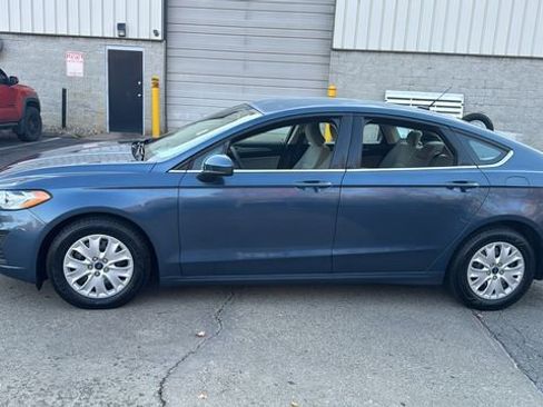 Used 2019 Ford Fusion S image 6