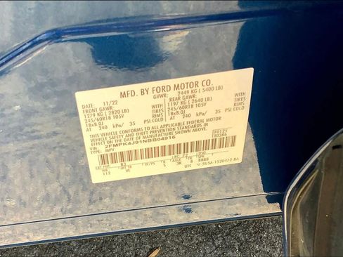 Used 2022 Ford Edge SEL image 33