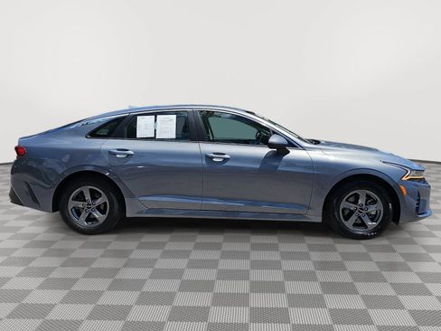 Used 2023 Kia K5 LXS FWD image 9