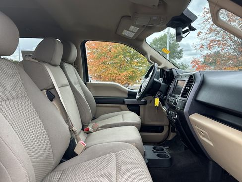 Certified 2019 Ford F150 XLT w/ Equipment Group 301A Mid image 10