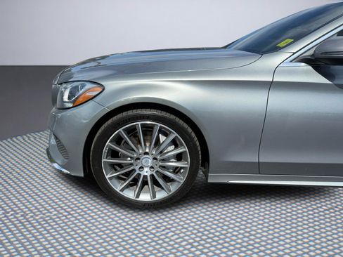 Used 2016 Mercedes-Benz C 300 4MATIC Sedan image 11