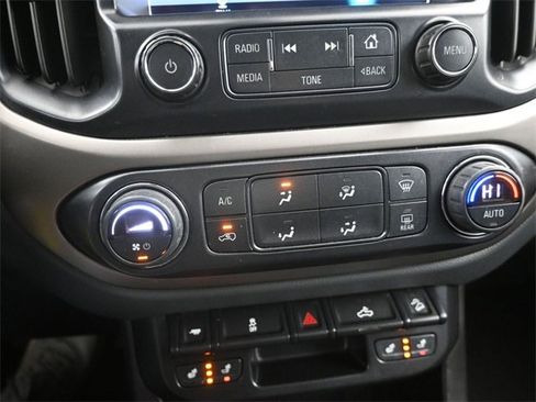 Used 2017 Chevrolet Colorado Z71 image 18