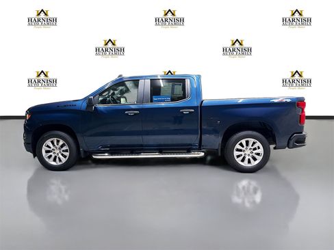 Certified 2022 Chevrolet Silverado 1500 Custom w/ LPO, Dark Essentials Package image 8