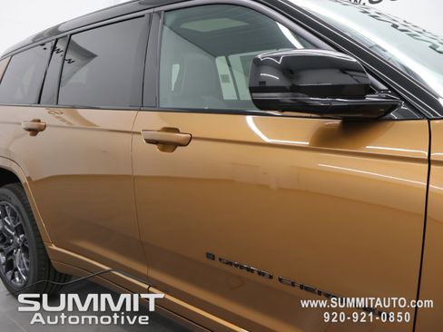 New 2026 Jeep Grand Cherokee L Summit AWD/4WD image 29