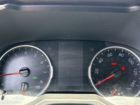 Used 2021 Toyota RAV4 XLE AWD/4WD image 25