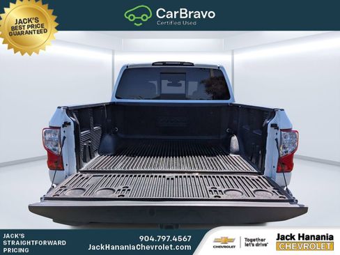 Used 2020 Nissan Titan SV w/ SV Convenience Package AWD/4WD image 12