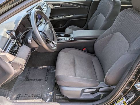 Used 2025 Toyota Camry LE FWD image 15