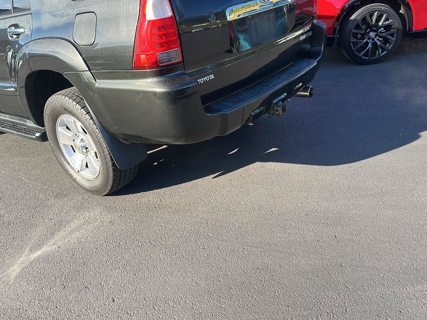 Used 2008 Toyota 4Runner SR5 RWD image 2