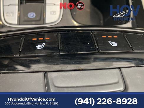 Certified 2024 Hyundai Tucson SEL w/ Convenience Package FWD image 19