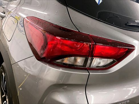 Used 2025 Chevrolet TrailBlazer LT image 32