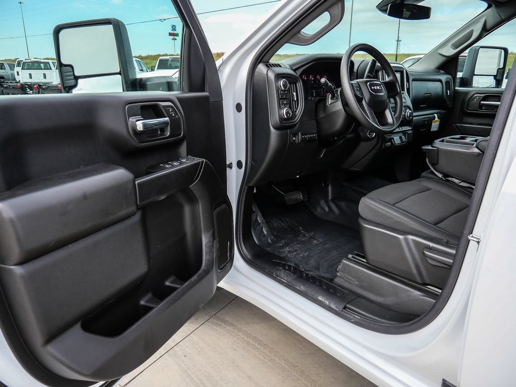 New 2026 GMC Sierra 2500 Pro w/ Convenience Package RWD image 49