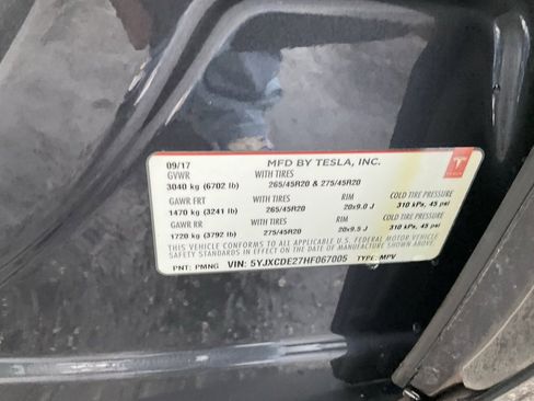 Used 2017 Tesla Model X 75D image 21