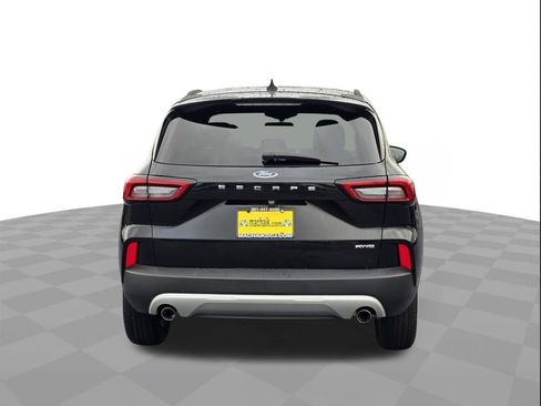Used 2025 Ford Escape ST-Line image 5