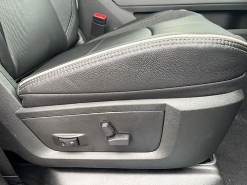 New 2026 RAM 3500 Limited image 31