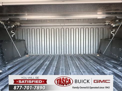 Used 2017 Toyota Tacoma TRD Sport w/ Tow Package (A/T) AWD/4WD image 19