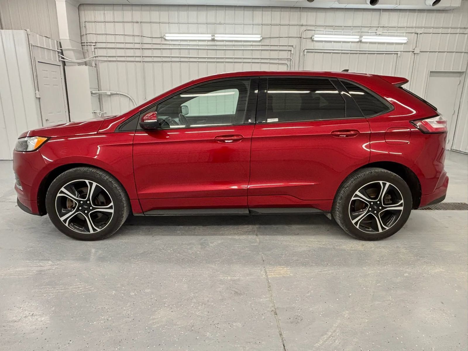 Used 2020 Ford Edge ST w/ Cold Weather Package AWD/4WD image 8