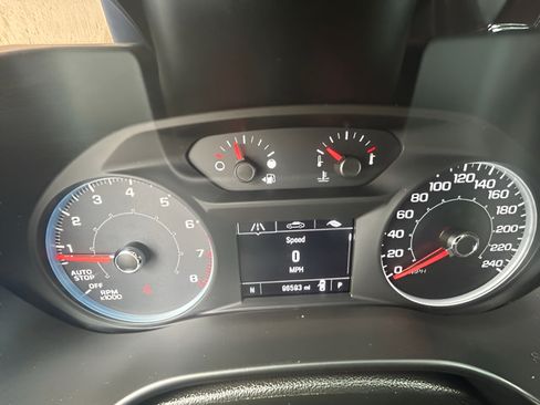 Used 2017 GMC Acadia SLE FWD image 7
