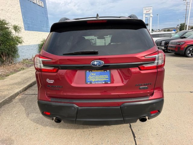 Used 2023 Subaru Ascent Onyx Edition AWD/4WD image 4