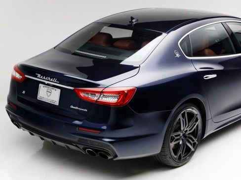 Used 2020 Maserati Quattroporte S GranSport image 33